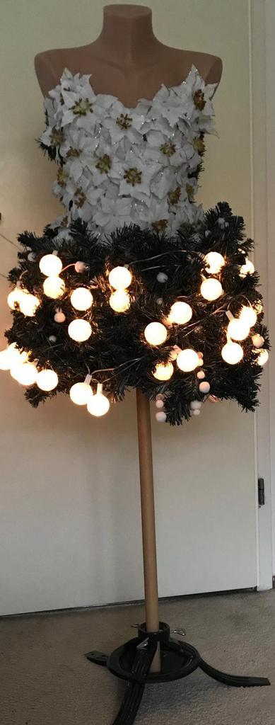 Ballet kerstboom, H 165-175 cm, inclusief verlichting, Diversen, Kerst, Zo goed als nieuw, Ophalen of Verzenden