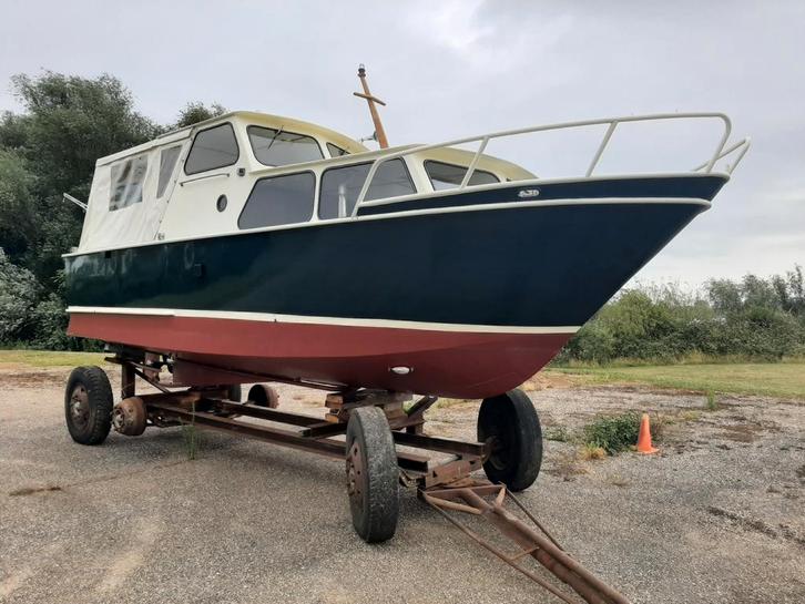 KIL Kruiser, Watersport en Boten, Motorboten en Motorjachten, Zo goed als nieuw, Staal, 6 tot 9 meter, Diesel, Binnenboordmotor