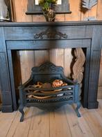 Schouw met sierhaard, Ophalen, Vrijstaande haard, Houthaard