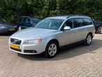 Volvo V70 2.5T Kinetic Aut. Youngtimer (bj 2007, automaat), Auto's, Gebruikt, Met garantie (alle), Leder en Stof, 2521 cc