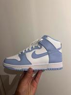 Nike Dunk high Aluminium 38,5, Nieuw, Ophalen of Verzenden, Sneakers of Gympen, Nike