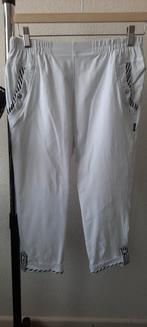 Witte 3 kwart broek afgezet met zwart mt M, Maat 38/40 (M), Verzenden, Wit, Zo goed als nieuw