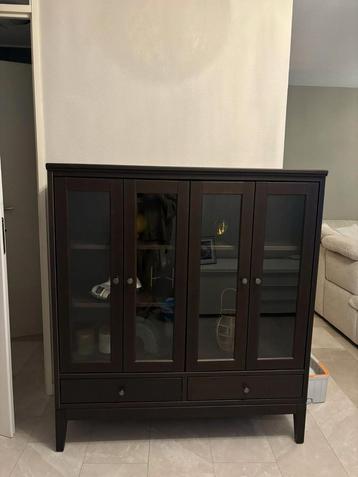 IKEA HEMNES vitrinekast  beschikbaar voor biedingen