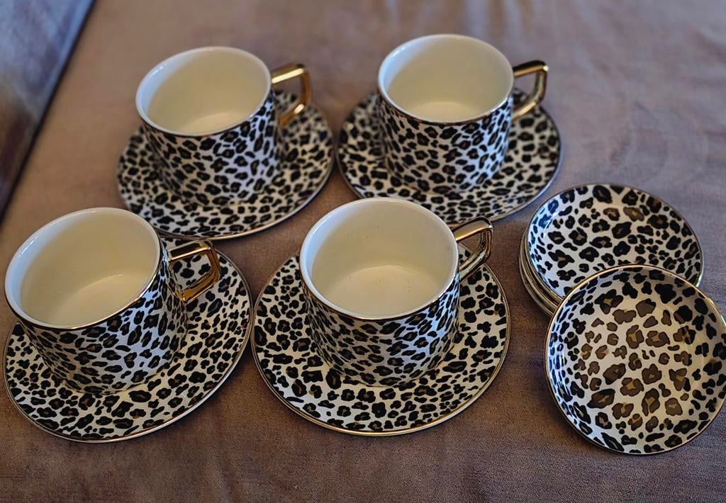 4 Thee kop en schotels panterprint + schaaltjes, Ophalen of Verzenden