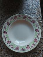 2 Petrus Regout  vintage Art Deco Borden, Ophalen of Verzenden