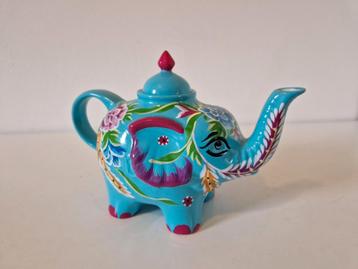 vintage keramieke theepot olifant theepotje blauw beschikbaar voor biedingen