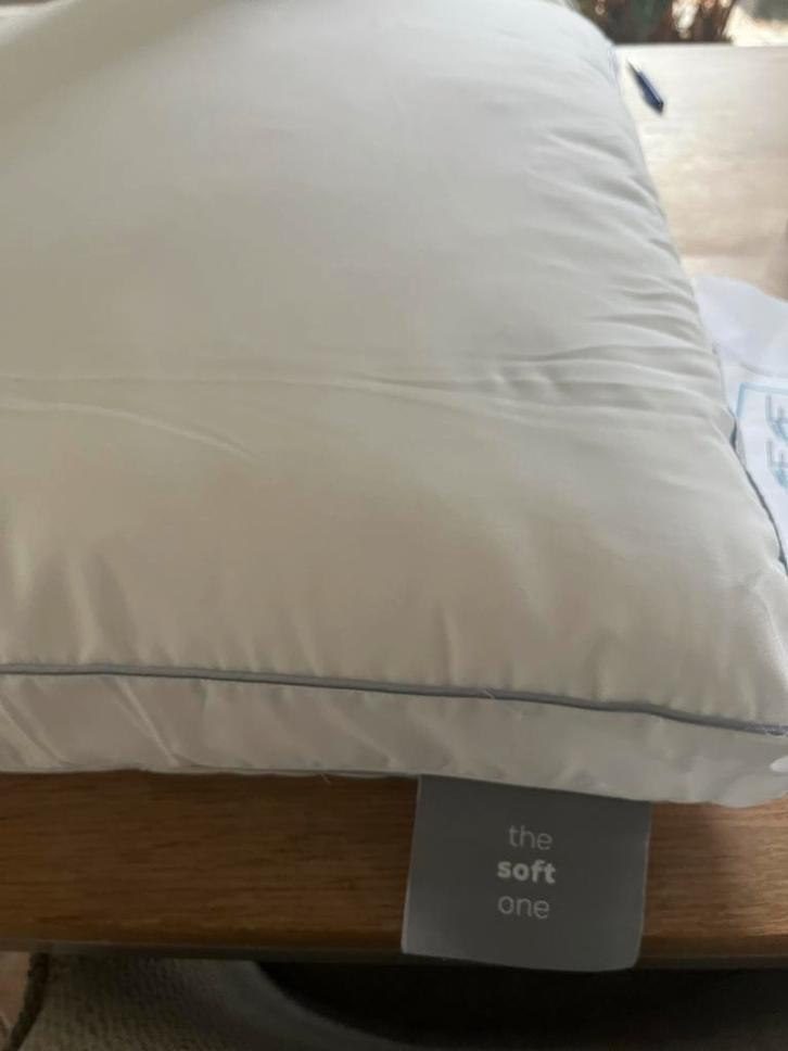 Swiss Sense Hoofdkussen - The Soft One, Huis en Inrichting, Slaapkamer | Beddengoed, Nieuw, Kussen, Eenpersoons, Wit, Ophalen of Verzenden