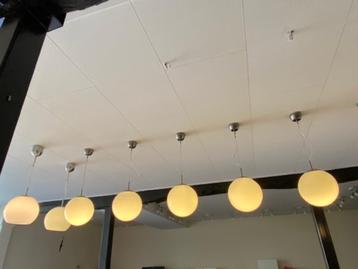 Hangende plafon lampen beschikbaar voor biedingen