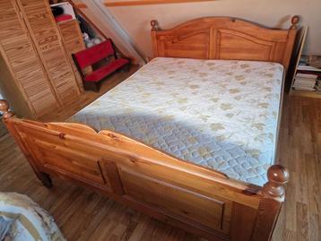 2 persoons bed met matras