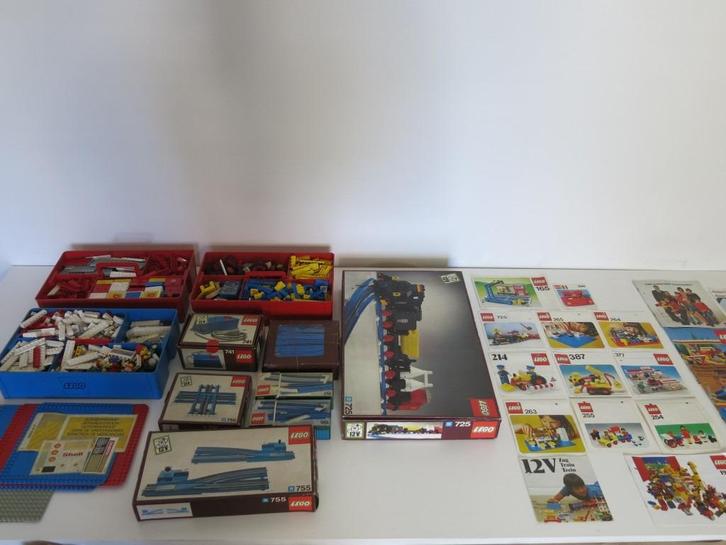 Lot vintage lego o.a.725 377, Kinderen en Baby's, Speelgoed | Duplo en Lego, Gebruikt, Ophalen of Verzenden