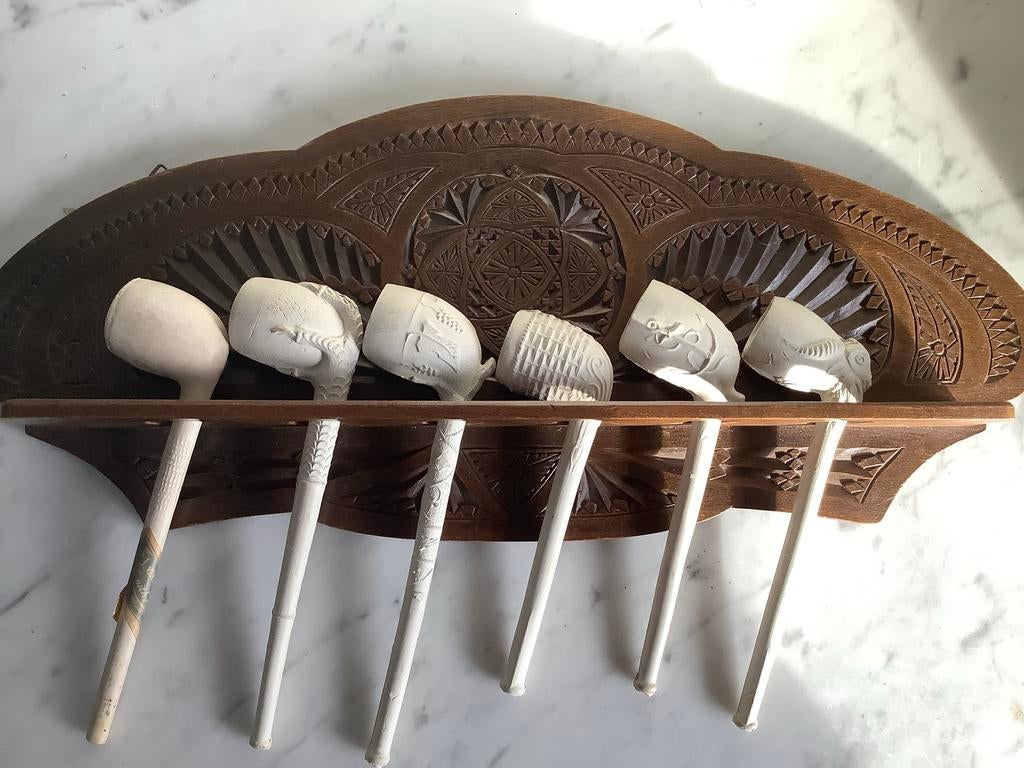 Antieke pijpen met houten rek, Antiek en Kunst, Antiek | Woonaccessoires, Ophalen of Verzenden