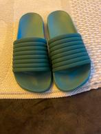 Kinder slippers meisje/jongen, Jongen of Meisje, Overige typen, Ophalen of Verzenden, Zo goed als nieuw