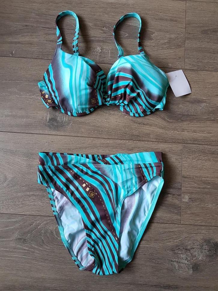 Bikini -- maat 38 D -- merk Lentiggini (nieuw!), Kleding | Dames, Badmode en Zwemkleding, Nieuw, Bikini, Blauw, Ophalen of Verzenden