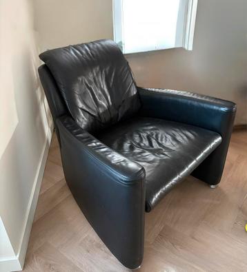 Leolux Fidamigo fauteuil zwart leer beschikbaar voor biedingen
