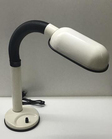 Vintage retro tafellamp met flexibele verstelling beschikbaar voor biedingen