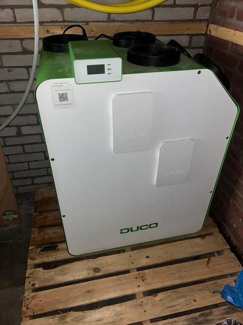 Ducobox engergy premium 400 ( rechts ), Doe-het-zelf en Verbouw, Ventilatie en Afzuiging, Zo goed als nieuw, Ventilator en Afzuiger