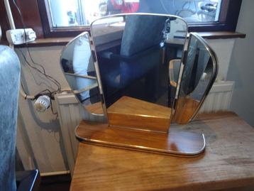 Oude retro kaptafel spiegel 3 luik beschikbaar voor biedingen