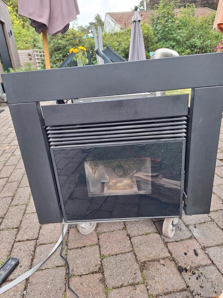 Eva Calor Cerino Pelletkachel, Huis en Inrichting, Kachels, Zo goed als nieuw, Inbouw, Pelletkachel, Overige brandstoffen, Ophalen of Verzenden