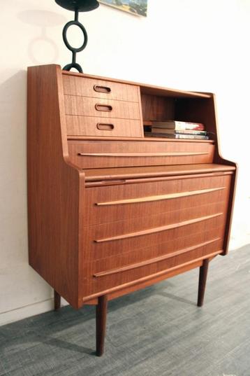 Deens jaren 50 teakhouten kast secretaire mid century design beschikbaar voor biedingen