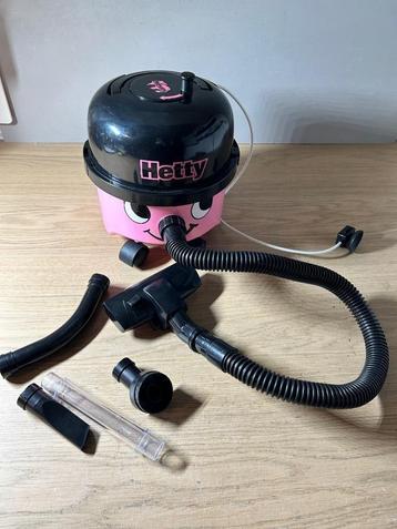 Hetty Speelgoed Stofzuiger beschikbaar voor biedingen