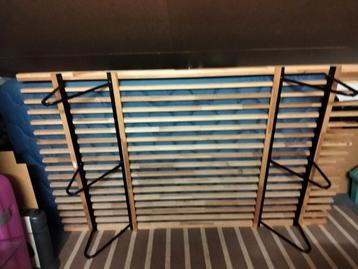 Bed-bodem met goede matras 120-200 met matrastopper 