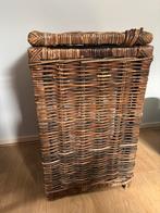 Rieten wasmand met uitneembare voering, Huis en Inrichting, Woonaccessoires | Schalen en Manden, Ophalen, Gebruikt, Mand, Vierkant