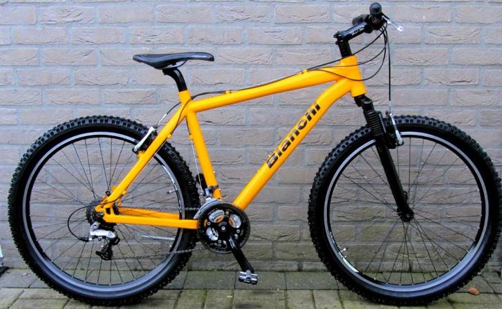 Bianchi 26 Inch 24 Versn. MountainBike., Fietsen en Brommers, Fietsen | Jongens, Zo goed als nieuw, 26 inch of meer, Handrem, Versnellingen
