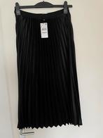 Nieuw met prijskaartje zwarte plissérok van mango maat S, Kleding | Dames, Rokken, Mango, Zwart, Nieuw, Ophalen of Verzenden