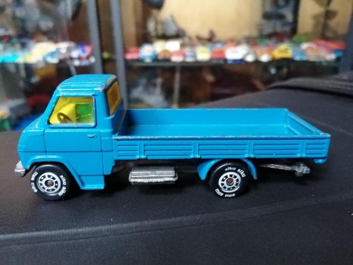 siku hanomag henschel v338, Hobby en Vrije tijd, Modelauto's | 1:50, Gebruikt, Bus of Vrachtwagen, SIKU, Ophalen of Verzenden