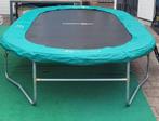 Trampoline / Ovaal/cranenbroek, Gebruikt, Ophalen