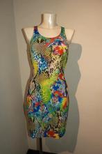 ML Collections jurkje stretch jurk felle kleuren stretch S, Kleding | Dames, Jurken, Overige kleuren, Verzenden, Maat 36 (S), Boven de knie