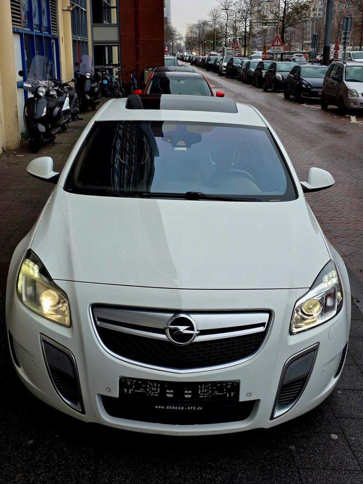 Opel Insignia OPC/325 pk/4x4, Auto's, Opel, Bedrijf, Insignia, 4x4, ABS, Adaptieve lichten, Airbags, Airconditioning, Alarm, Bluetooth