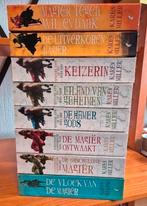 Karen Miller De Magiër serie 8x compl. ZGAN, Boeken, Ophalen of Verzenden, Zo goed als nieuw