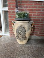2 Decoratieve Tuinpotten, Ophalen of Verzenden, Gebruikt
