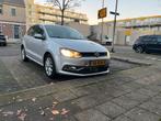 Volkswagen Polo 1.2 TSI 66KW 2015 Grijs, Auto's, Volkswagen, Stof, 4 cilinders, Handgeschakeld, 1000 kg