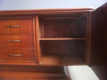 Art Deco sideboard-dressoir teak fineer met ruitmotief beschikbaar voor biedingen