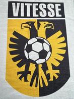 Vloerkleed Voetbalclub Vitesse 150x200, Huis en Inrichting, Stoffering | Tapijten en Kleden, 200 cm of meer, Nieuw, 150 tot 200 cm