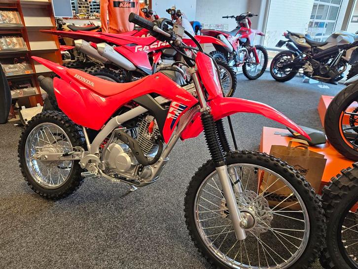 Honda CRF 125 R (bj 2025), Motoren, Motoren | Honda, Bedrijf, Crossmotor