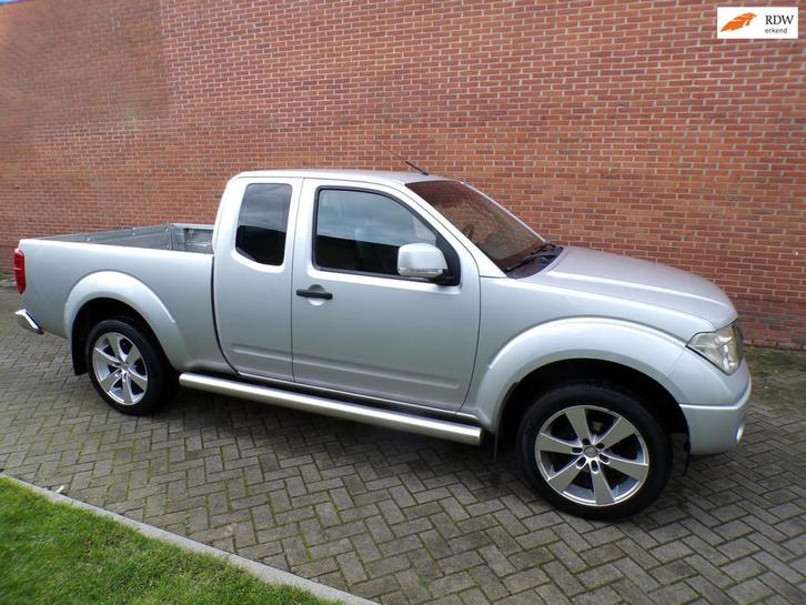 Nissan Navara 2.5 dCi SE Double Cab Airco Leder, Auto's, Nissan, Bedrijf, Te koop, Navara double cab, 4x4, ABS, Airbags, Airconditioning