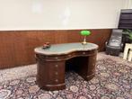 NIEUW! Klassiek Engels Niervormig Chesterfield Bureau, Antiek en Kunst, Ophalen