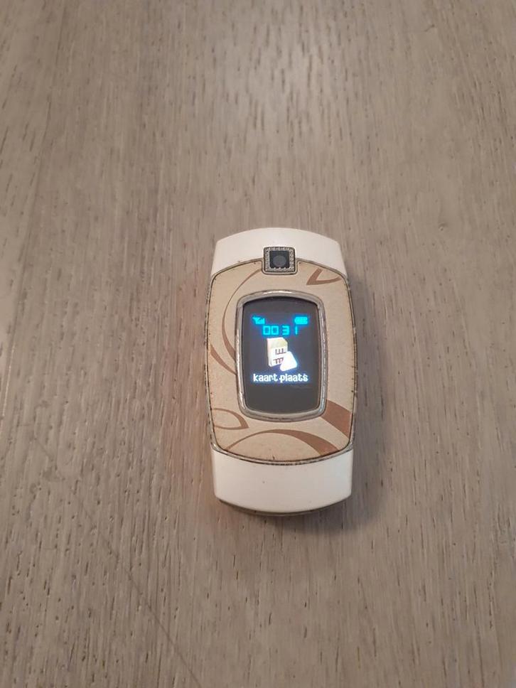 Zeldzame Samsung E500 White Ladyphone in goede staat, Telecommunicatie, Mobiele telefoons | Hoesjes en Frontjes | Nokia, Zo goed als nieuw