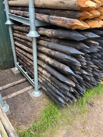 Weidepalen / boompalen 7cm dik, 200cm lang beschikbaar voor biedingen