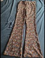 Nieuwe flaired legging van wibra., Kleding | Dames, Broeken en Pantalons, Overige kleuren, Nieuw, Ophalen of Verzenden, Maat 36 (S)