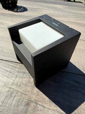 Philips Hue outdoor verlichting in zeer goede staat  beschikbaar voor biedingen