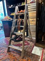 Vintage Schildertrap - Decoratief & Uniek!, Doe-het-zelf en Verbouw, Ladders en Trappen, Ophalen, Gebruikt, Trap, Minder dan 2 meter