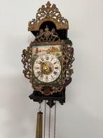 Antiek klokje zonder origineel uurwerk, Antiek en Kunst, Antiek | Klokken, Ophalen
