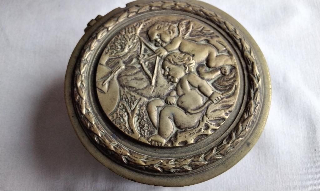 Antieke Sieraden Metalen Kistje Gouden kleur, Ophalen, Koper