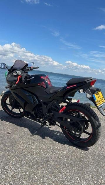 Motor Kawasaki ninja 250R beschikbaar voor biedingen