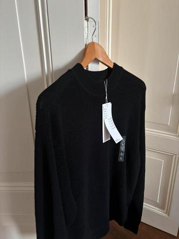 Uniqlo U mock neck sweater, zwarte trui, maat M/L beschikbaar voor biedingen