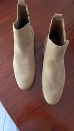 nieuwe suede schoenen, Ophalen of Verzenden, Nieuw